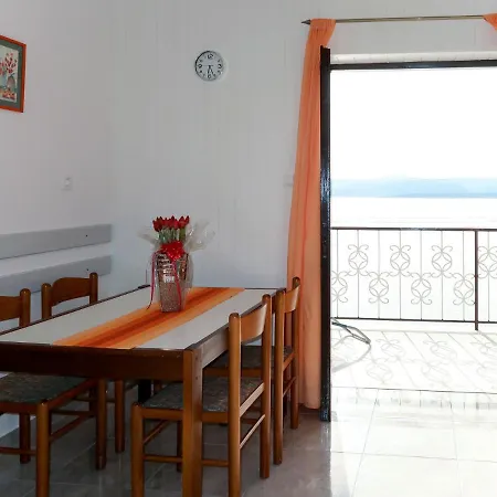 Apartman Lada-2 By Interhome