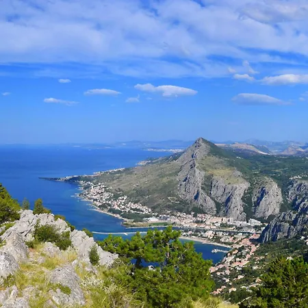 Lada-2 By Interhome *