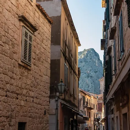 Lada-2 By Interhome Marusici (Split-Dalmatia)